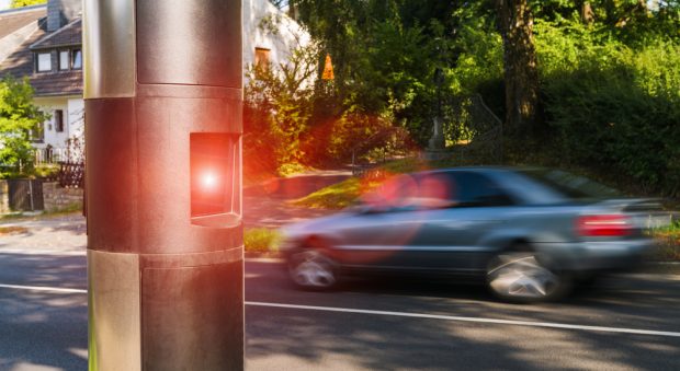 Blitzer-Lotterie und Co.: Was, wenn es Geld für korrektes Fahren gäbe?